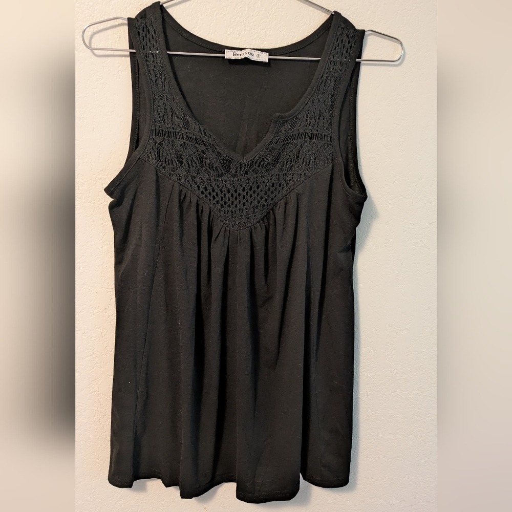 Berryou Black Lace Detail Women's Top